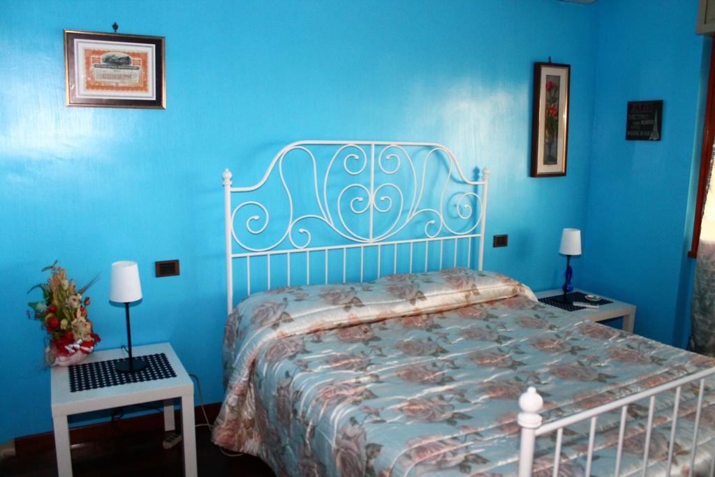Bed and Breakfast La Casa Della Musica Ciampino Pokoj fotografie