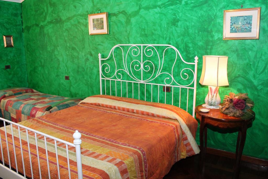 Bed and Breakfast La Casa Della Musica Ciampino Pokoj fotografie