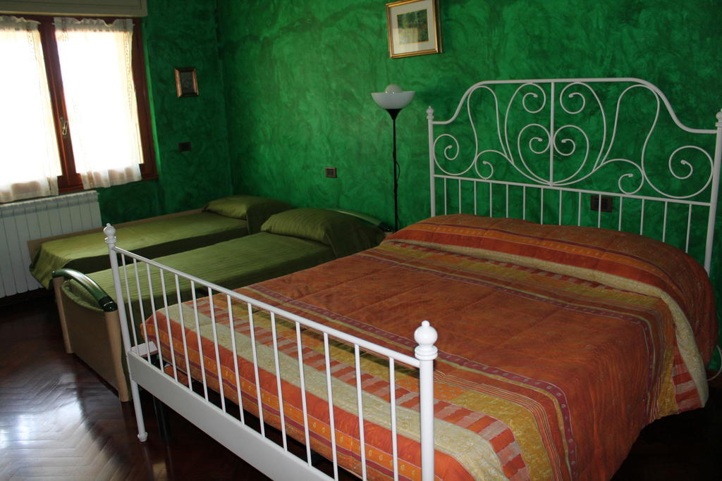 Bed and Breakfast La Casa Della Musica Ciampino Pokoj fotografie